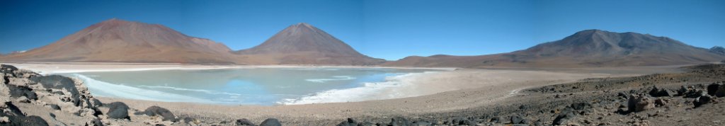 09-Panorama Laguna Verde with the vulcano Licancabur (5.920 m).jpg - Panorama Laguna Verde with the vulcano Licancabur (5.920 m)